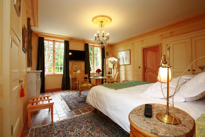 圣加蒂安德布瓦Le Domaine Du Lieu Athan ,Reserve Aux Adultes住宿加早餐旅馆 外观 照片