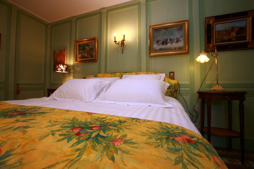 圣加蒂安德布瓦Le Domaine Du Lieu Athan ,Reserve Aux Adultes住宿加早餐旅馆 外观 照片