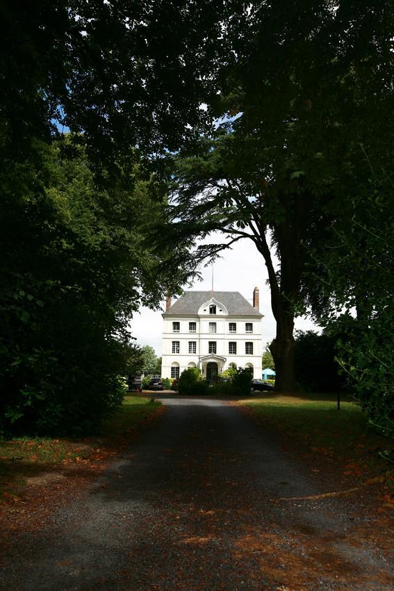圣加蒂安德布瓦Le Domaine Du Lieu Athan ,Reserve Aux Adultes住宿加早餐旅馆 外观 照片